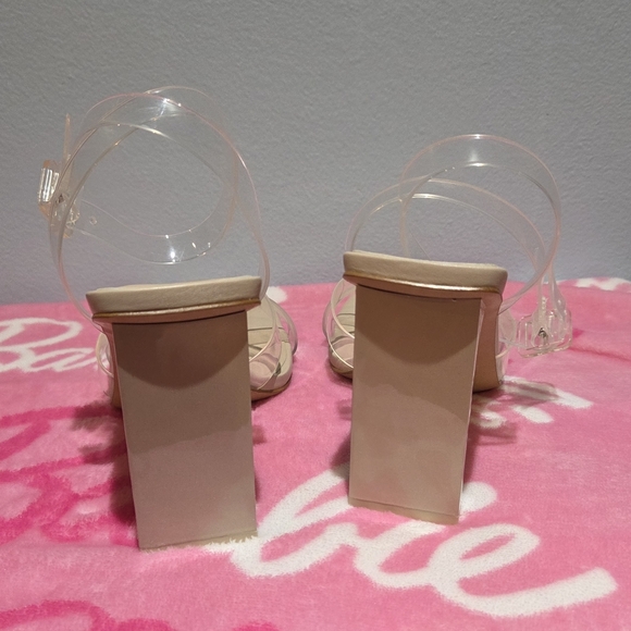 INC Women's Averna Criss- Cross Front Ankle Strap Clear Heel, Size 8.5M - Picture 8 of 9